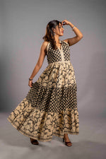 Midnight Sand Tiered Sanganeri Dress image 5