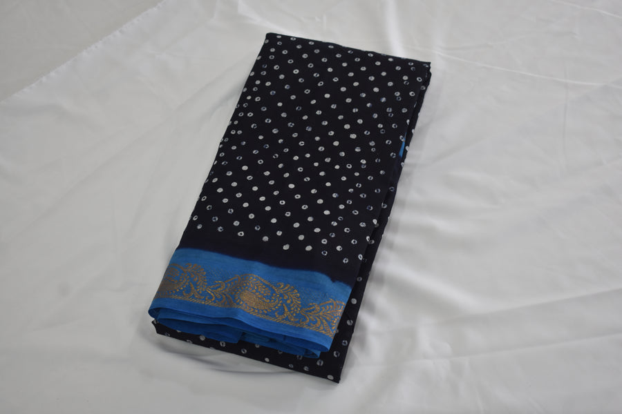 Wax Dotted Madurai Sungudi Saree