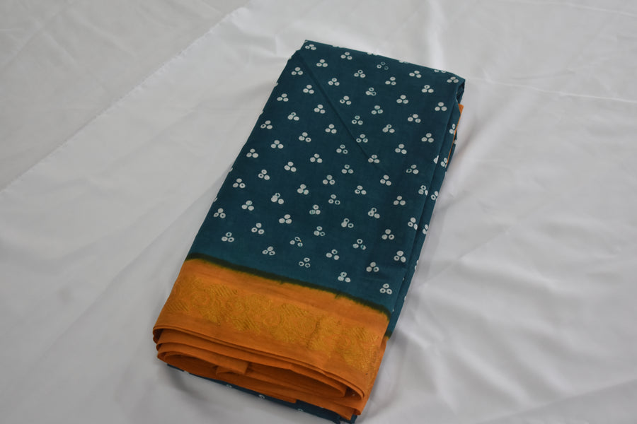 Wax Dotted Madurai Sungudi Saree
