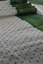 Wax Dotted Madurai Sungudi Saree