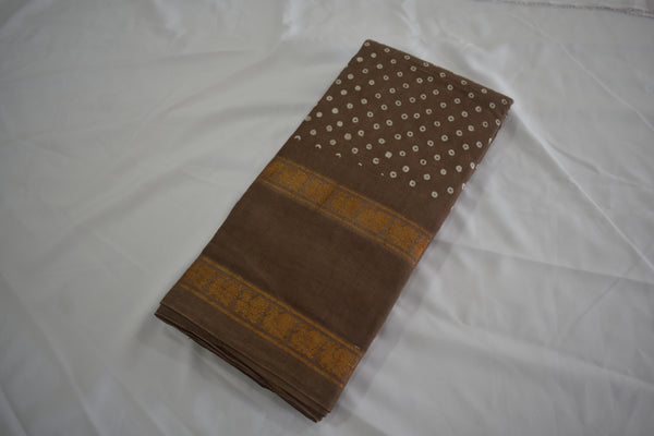 Wax Dotted Madurai Sungudi Saree