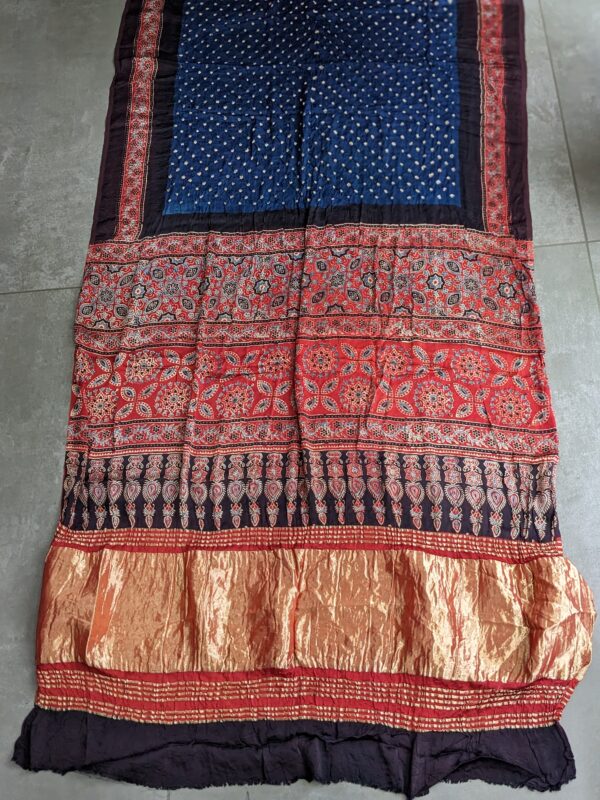 AJRAKH BANDHANI MODAL SILK SAREE (WITH BLOUSE) - Image 3