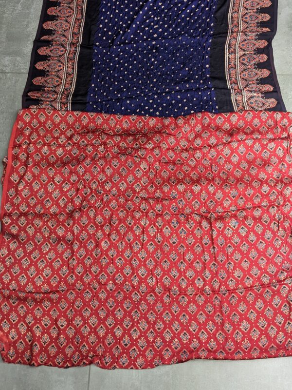 AJRAKH BANDHANI MODAL SILK SAREE (WITH BLOUSE) - Image 4