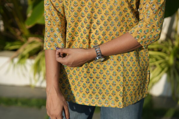 MUSTARD YELLOW SANGANERI SHORT TOP - Image 7