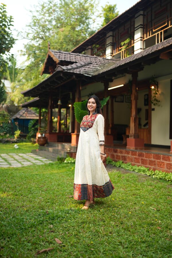 WHITE KASAVU-LINE ANARKALI WITH AJRAKH PATCHWORK - Image 2
