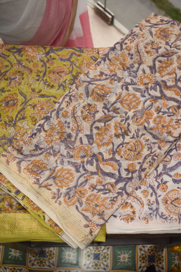UNSTITCHED 3 PIECE MAHESWARI SILK SUIT SET