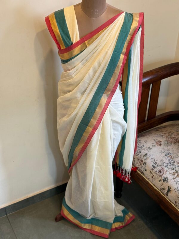 HANDWOVEN WHITE MUL COTTON SAREE WITH TEAL, RED & KASAVU BORDERS