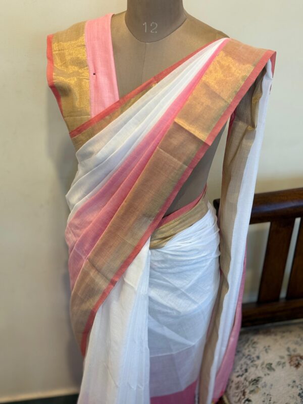 Handwoven Mul Cotton Saree in White and Blush Pink with Kasavu Border