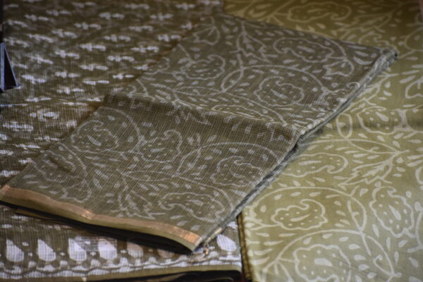 UNSTITCHED KOTA DORIYA SUIT SET