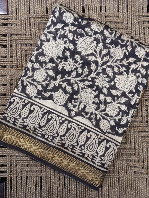 UNSTITCHED 3 PIECE MAHESWAERI SILK SUIT SET