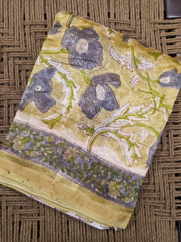 UNSTITCHED 3-PIECE CHANDERI SUIT SET