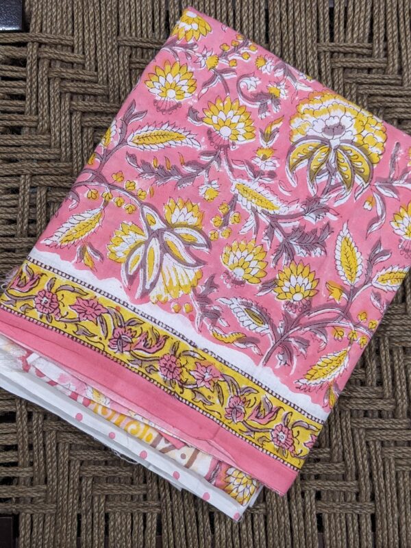 UNSTITCHED HANDBLOCKED MUL COTTON SUIT SET (WITH KOTA DORIYA DUPATTA)