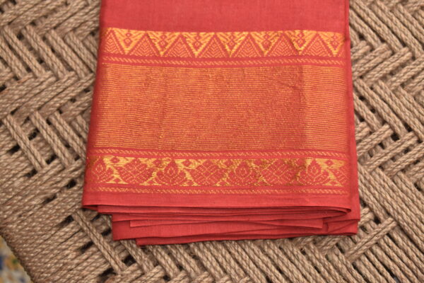 MADURAI SUNGUDI PLAIN KASAVU BORDER BLOUSE PIECE