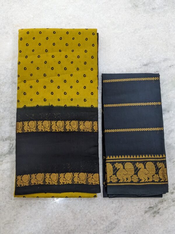 MADURAI SUNGUDI DOTTED SAREE