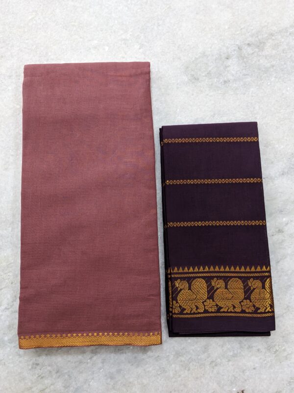 MADURAI SUNGUDI PLAIN BORDERLESS SAREE