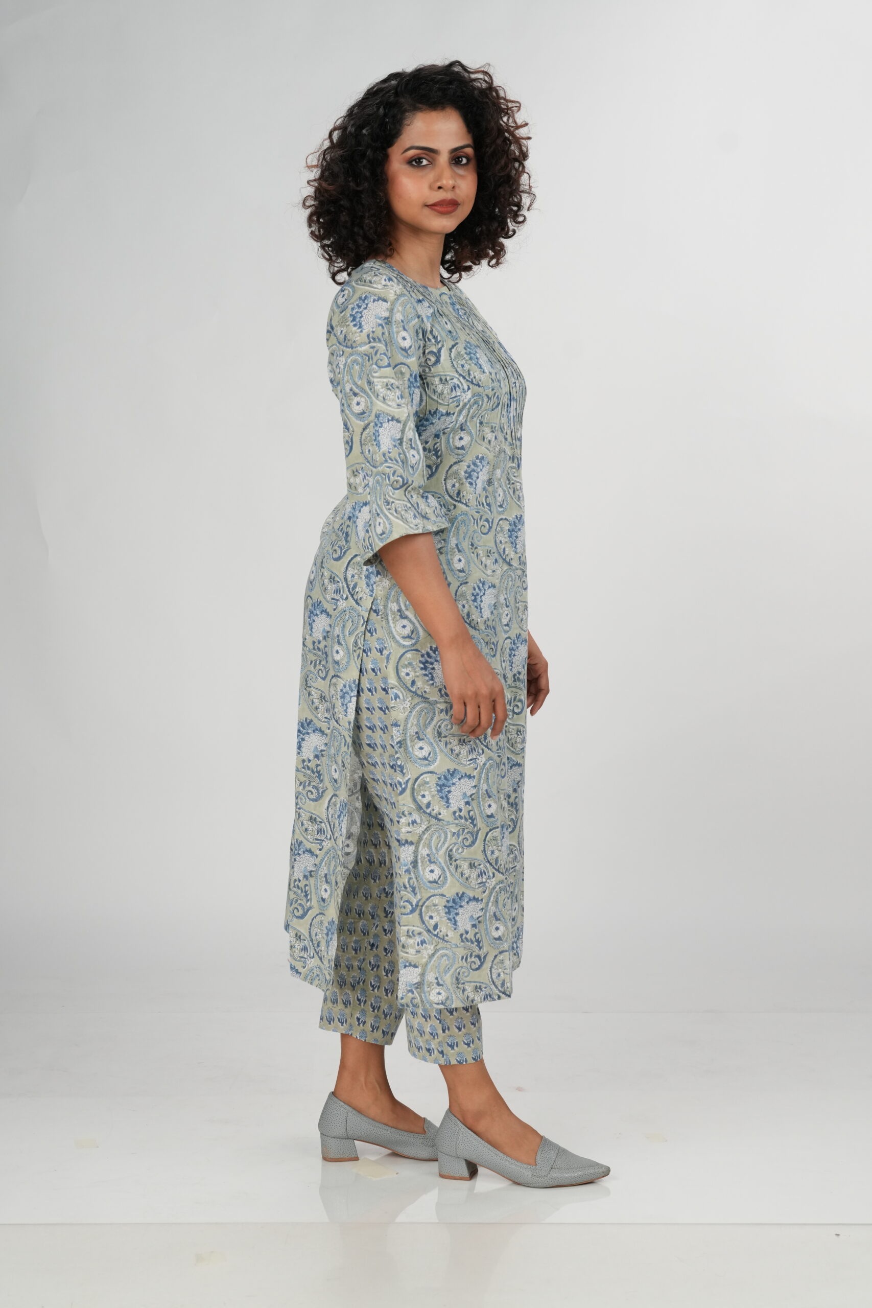 Anvi Sanganeri Pin tuck Co-Ord Set