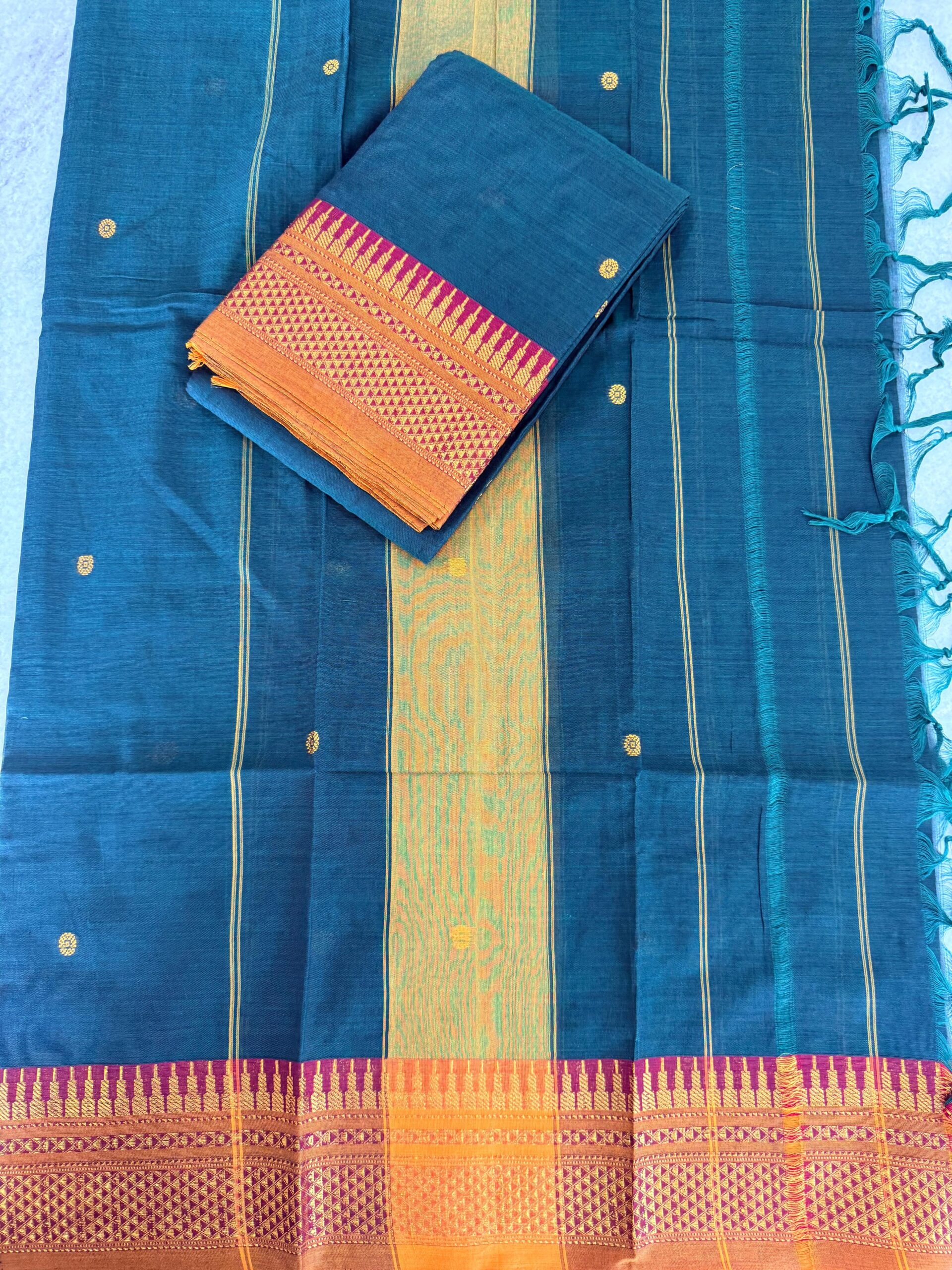 peshwai butta suit set